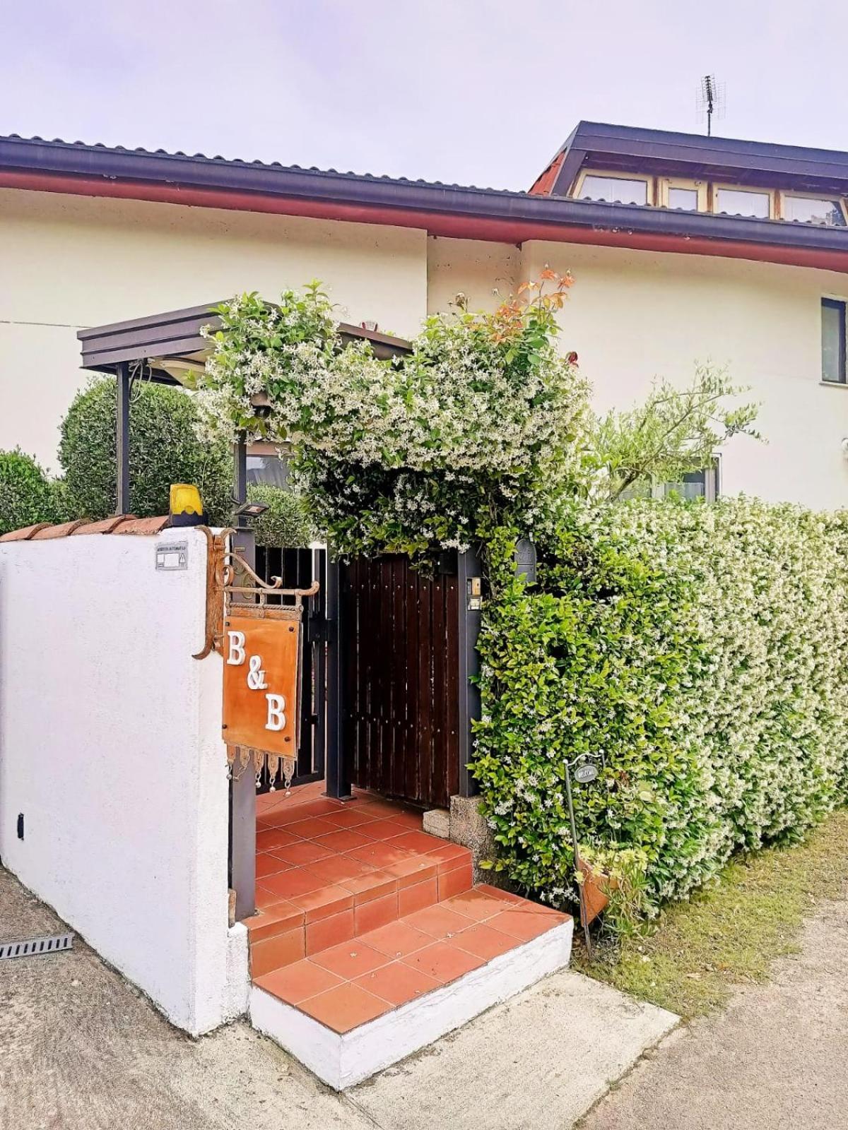 Villa Sabry Turriaco Esterno foto